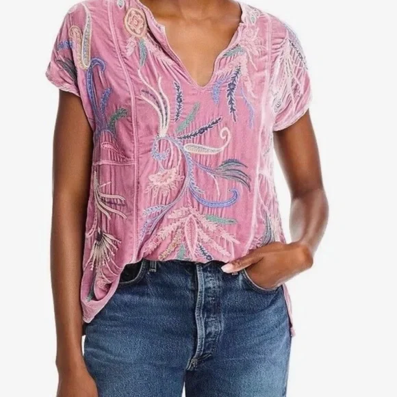 Johnny Was Pink Embroidered Boho Top - Women’s Medium - NWOT - Floral Festival - Picture 4 of 9